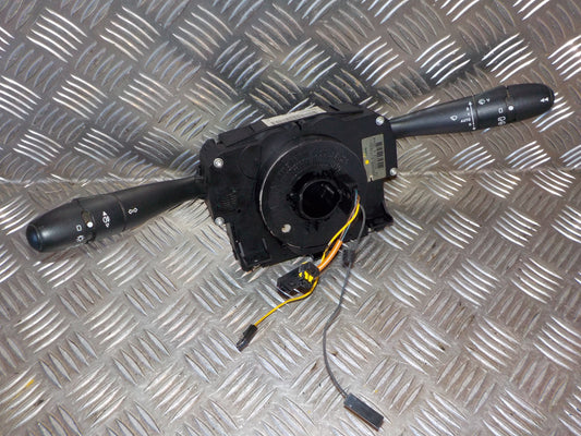 Citroen C2 Kontakt Combi Med OEM Nr. 6239TT Fra Citroen Ophugger