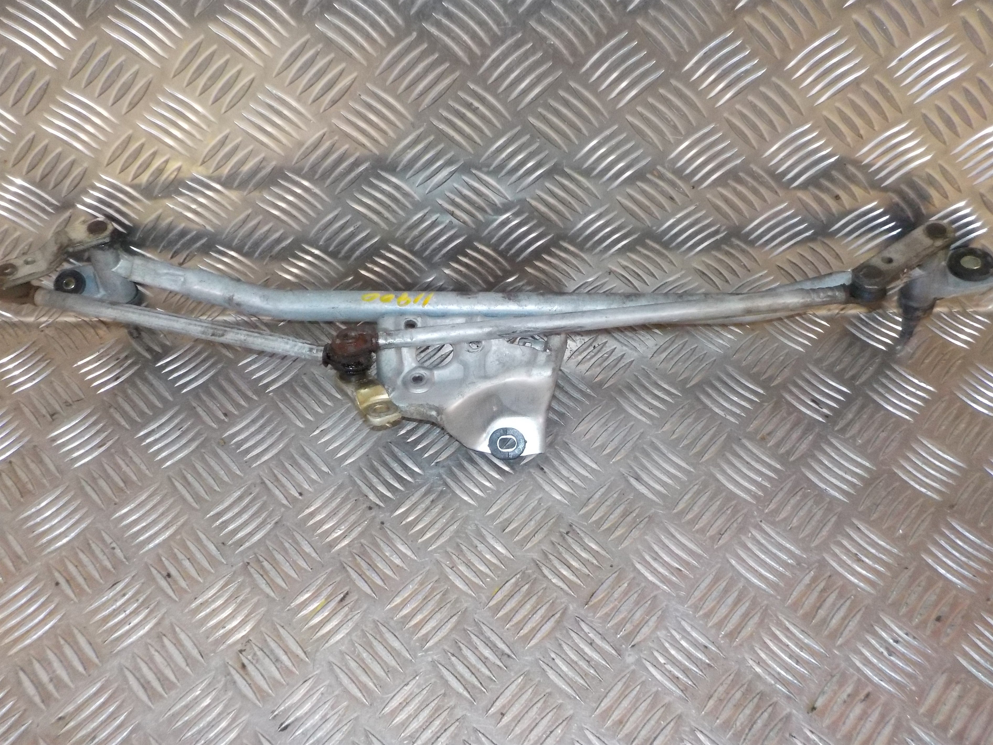 Rover Freelander Viskertræk Med OEM Nr. Ophugger Fra Rover Ophugger
