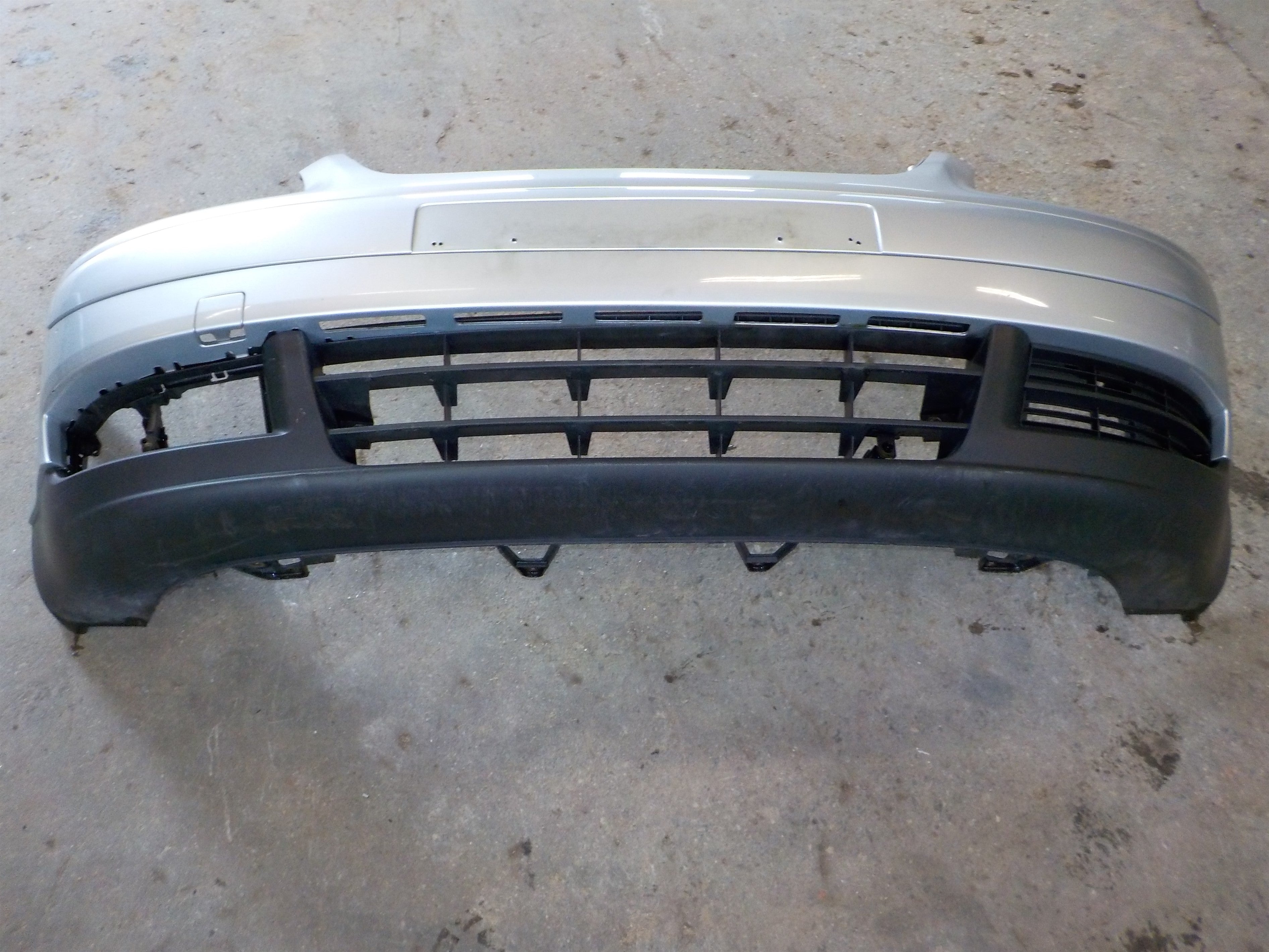 VW Touran 1T/Gp Forkofanger Med OEM Nr. 1T0807217C Fra VW Ophugger