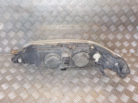 Renault Laguna 2 Forlygte Med OEM Nr. 7701048931 Fra Renault Ophugger