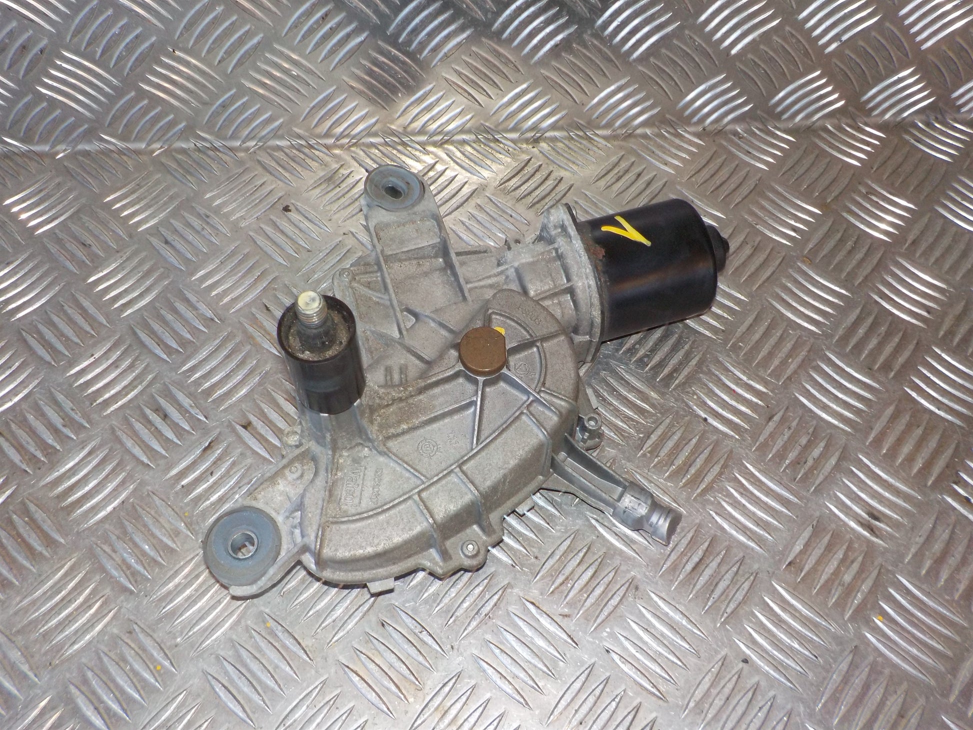 Citroen C4 Grand Picasso Viskermotor Med OEM Nr. 6405KT Fra Citroen Ophugger
