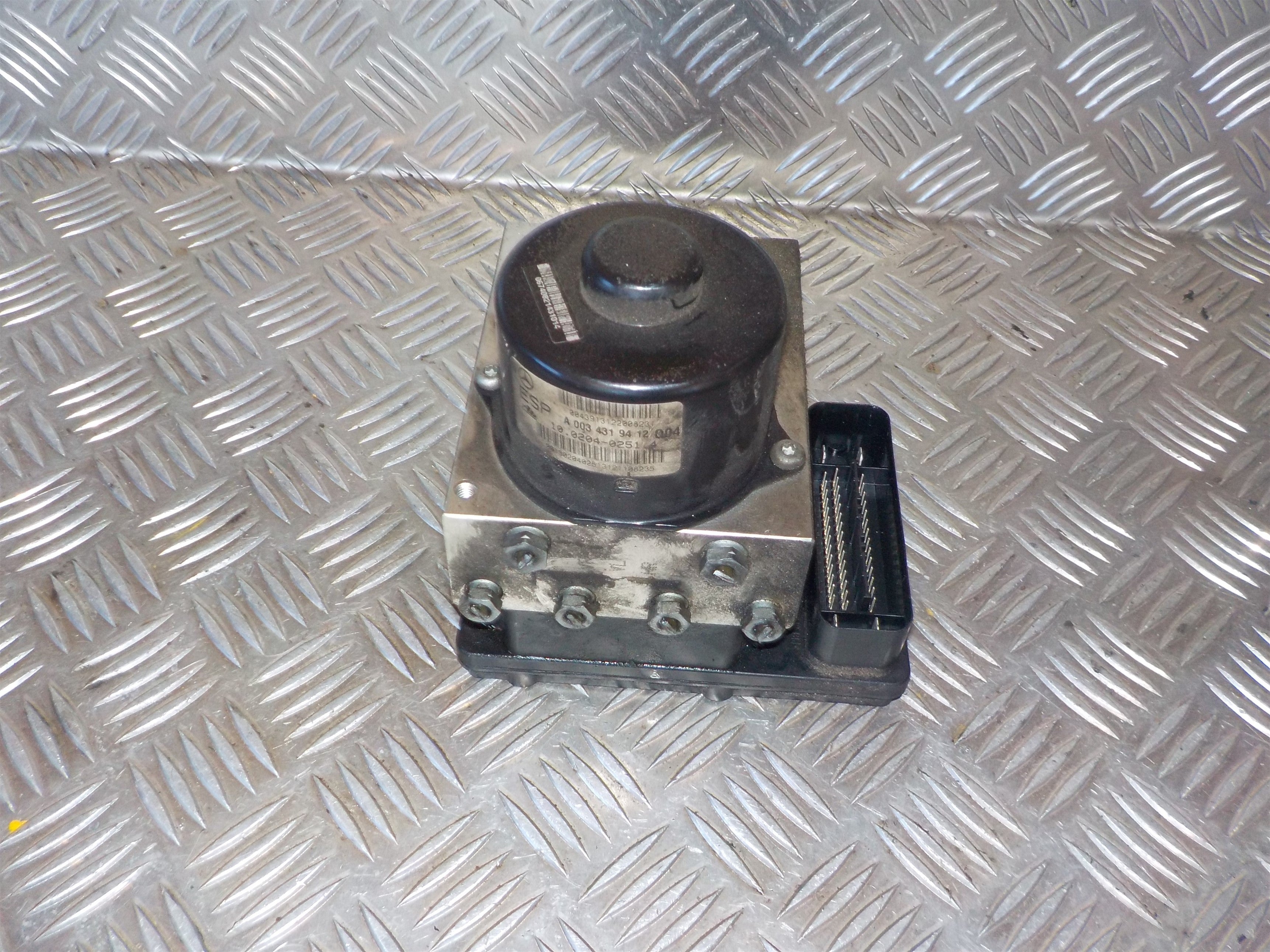 Mercedes C W203 ABS Pumpe Med OEM Nr. A0044316212 Fra Mercedes Ophugger