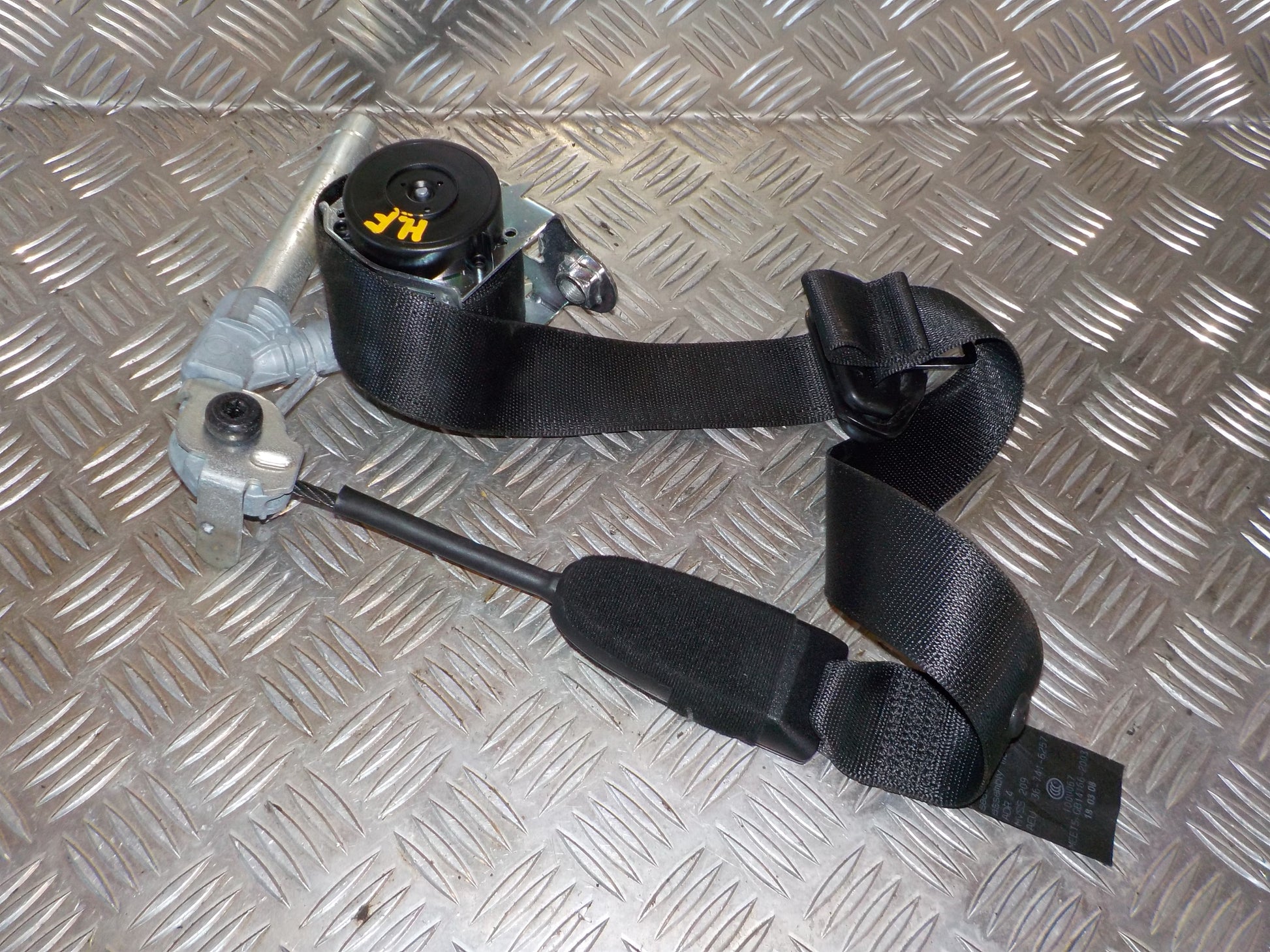 Opel Corsa D Sikkerhedsseler For Med OEM Nr. 607707600C Fra Opel Ophugger