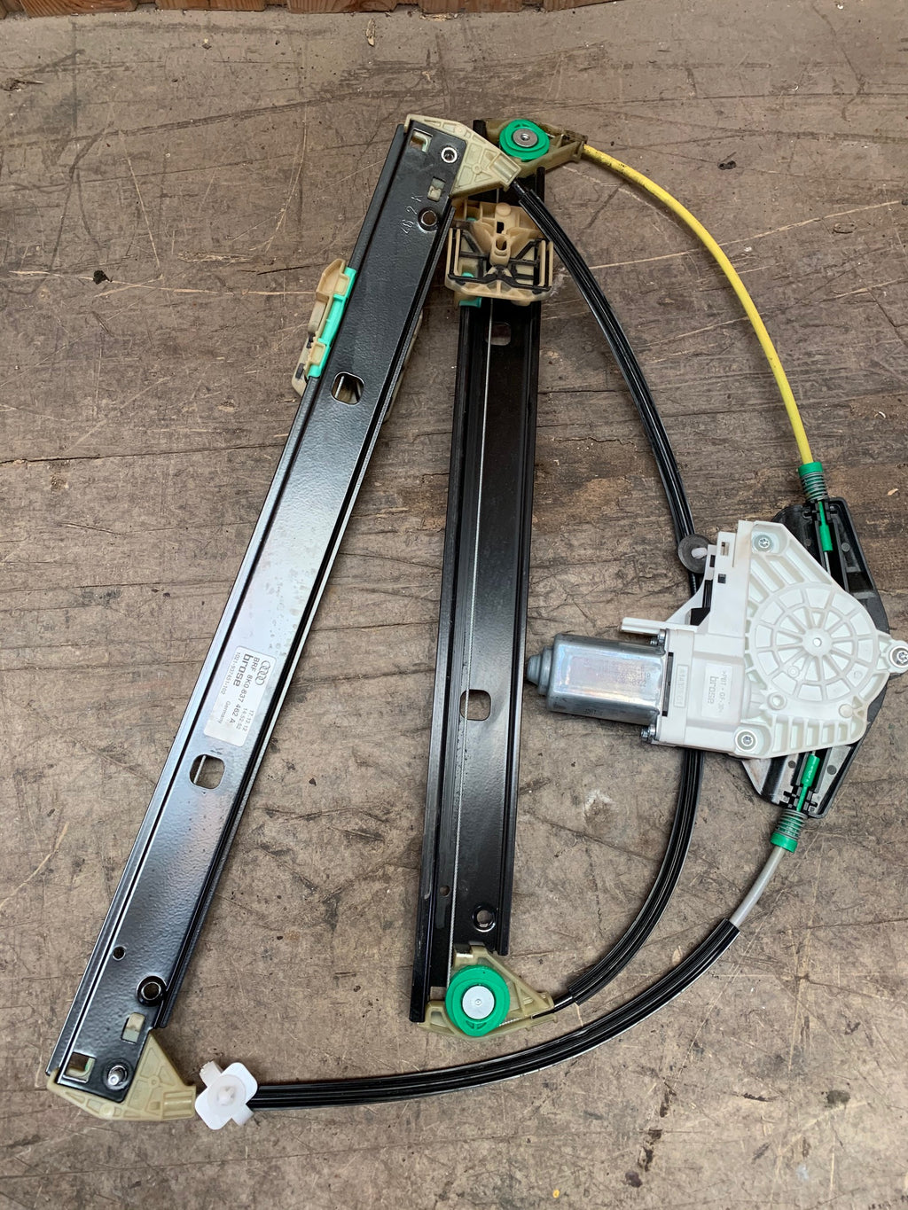 Audi A4 Rudemotor - Rudehejs Med OEM Nr. 8K0959802A Fra Audi Ophugger