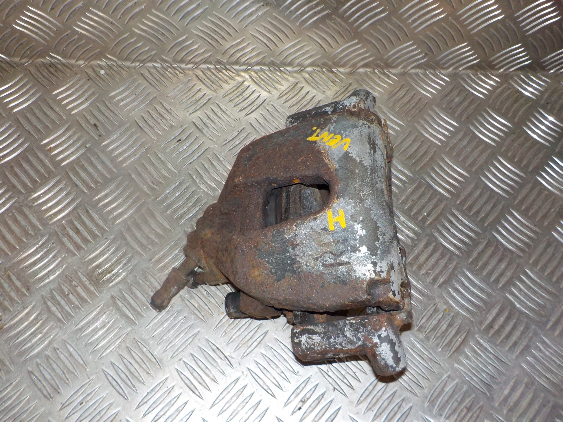 Volvo S40/V50 Bremsekaliber HF Med OEM Nr. Ophugger Fra Volvo Ophugger