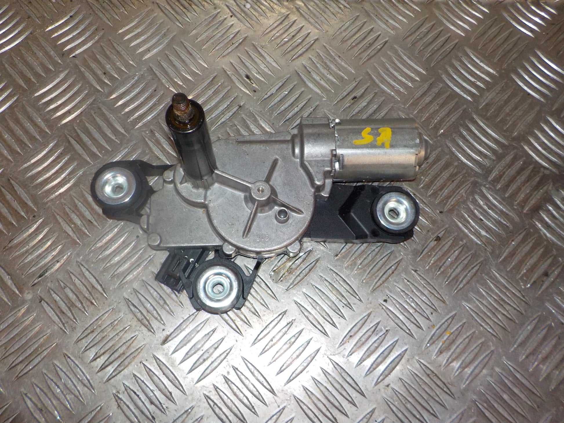 Volvo S40/V50 Bagrudevisker Motor Med OEM Nr. 0390201825 Fra Volvo Ophugger