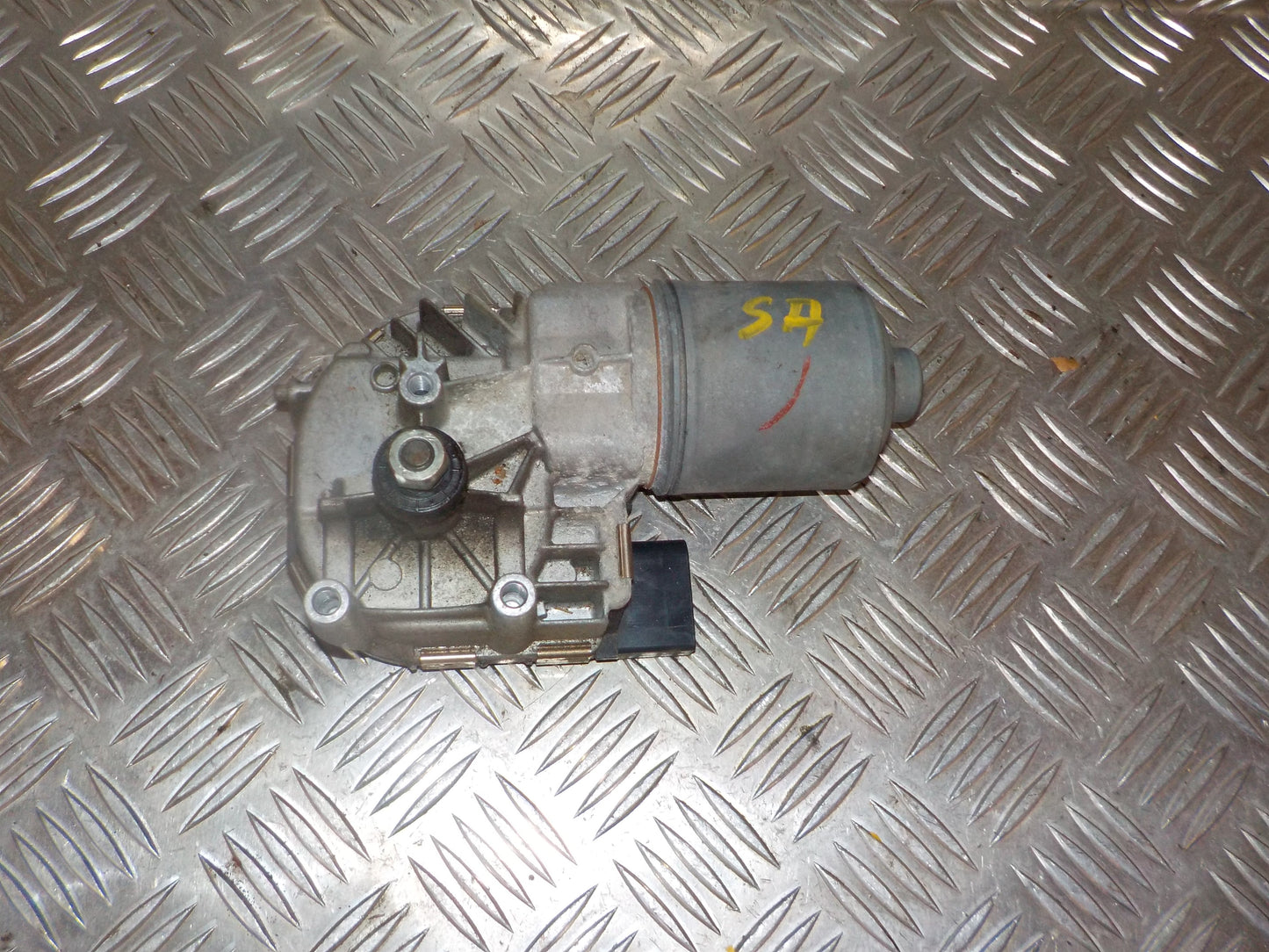 Volvo S40/V50 Viskermotor Med OEM Nr. 1397220523 Fra Volvo Ophugger