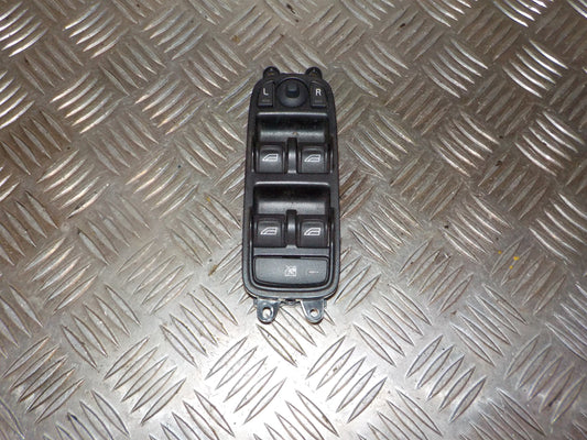 Volvo S40/V50 Kontakt Rudehejs Med OEM Nr. 31295120 Fra Volvo Ophugger