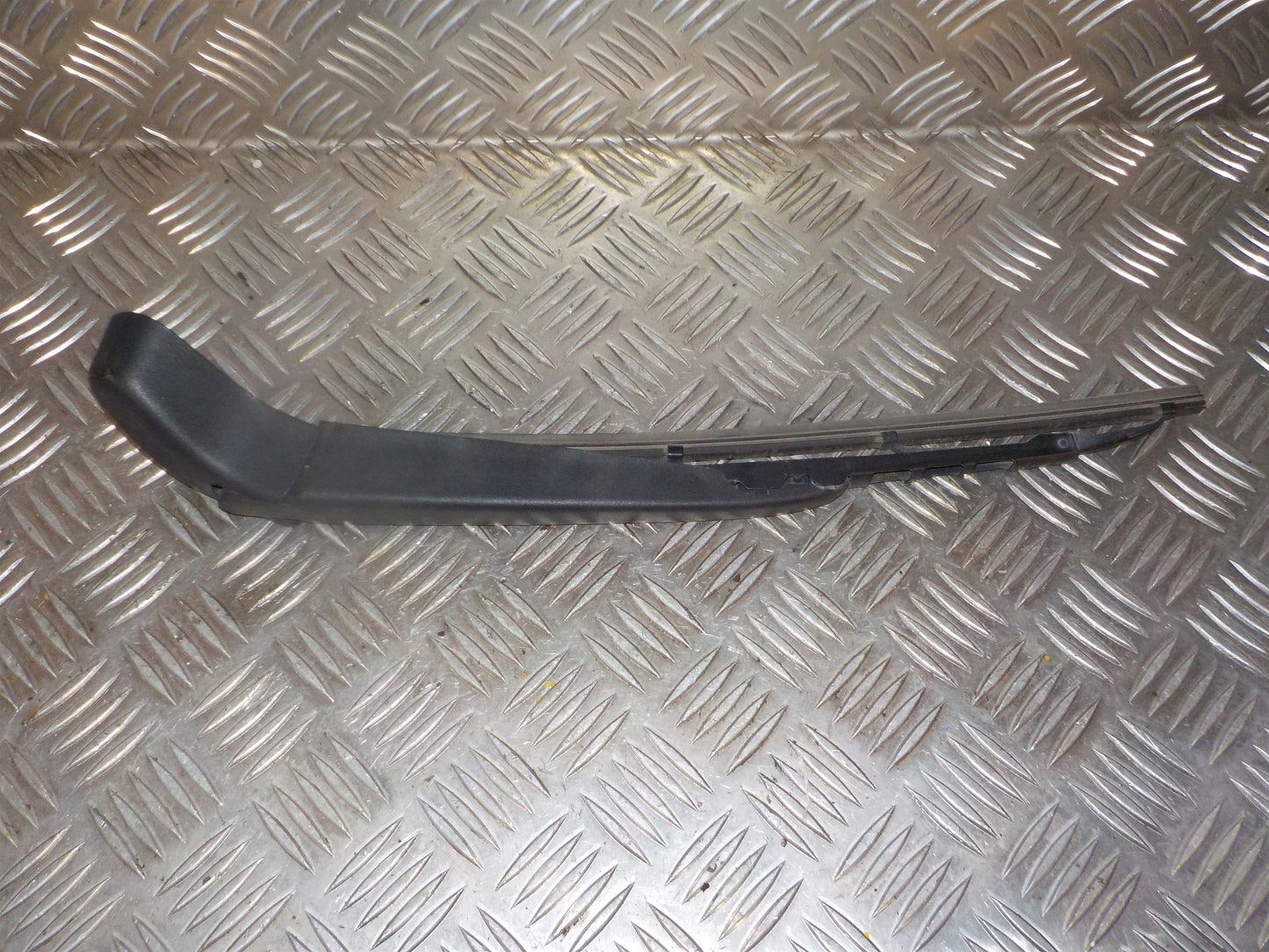 Volvo S40/V50 Viskerarm Med OEM Nr. Ophugger Fra Volvo Ophugger