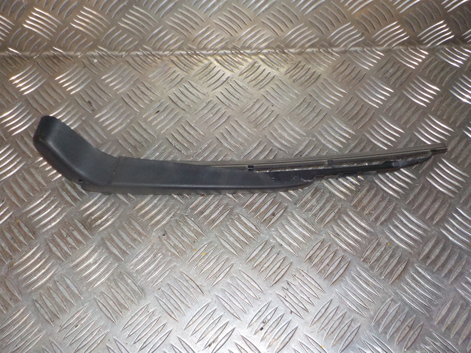 Volvo S40/V50 Viskerarm Med OEM Nr. Ophugger Fra Volvo Ophugger