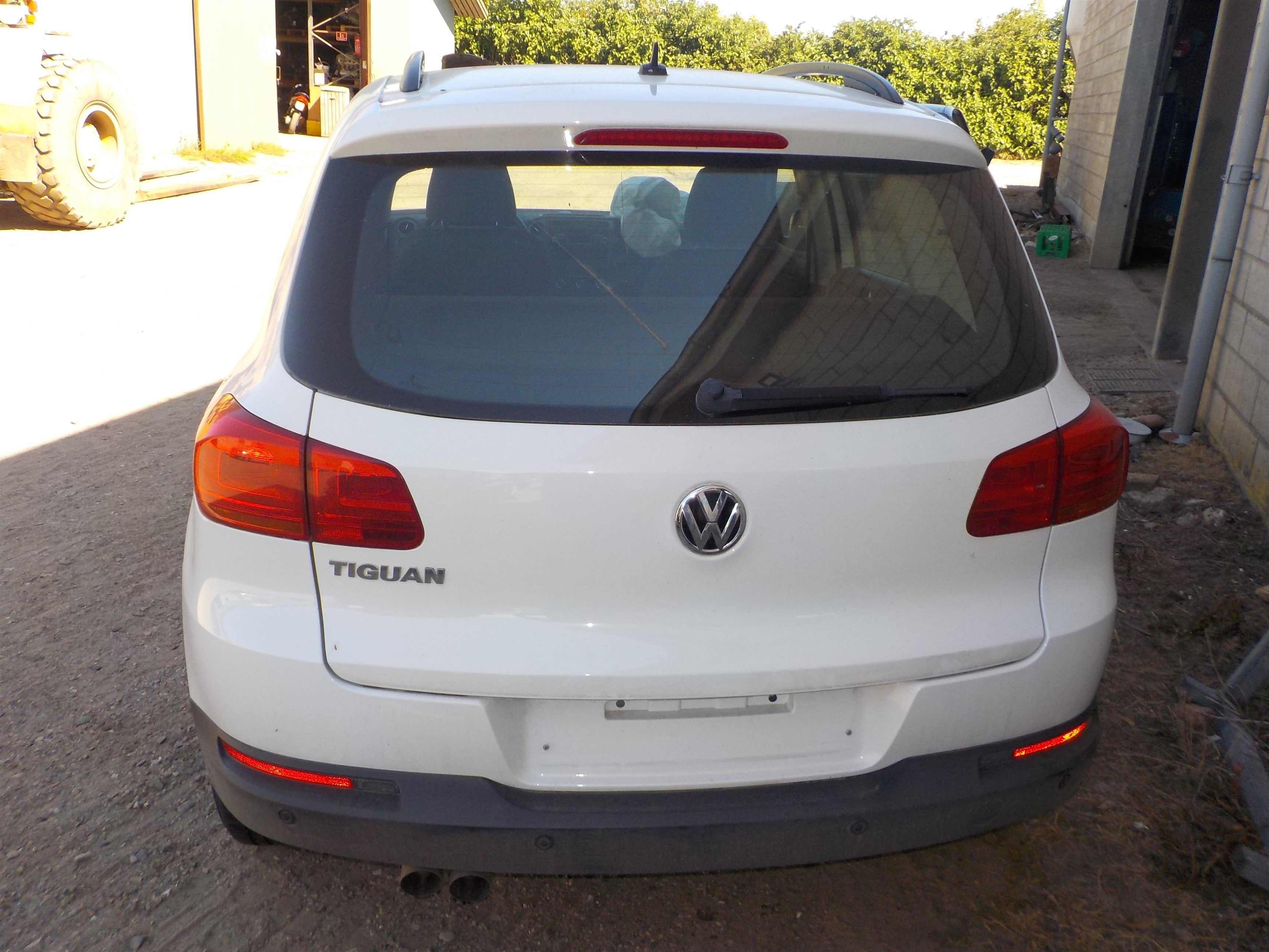 VW Tiguan Pluk-Selv-Bil Med OEM Nr. Ophugger Fra VW Ophugger