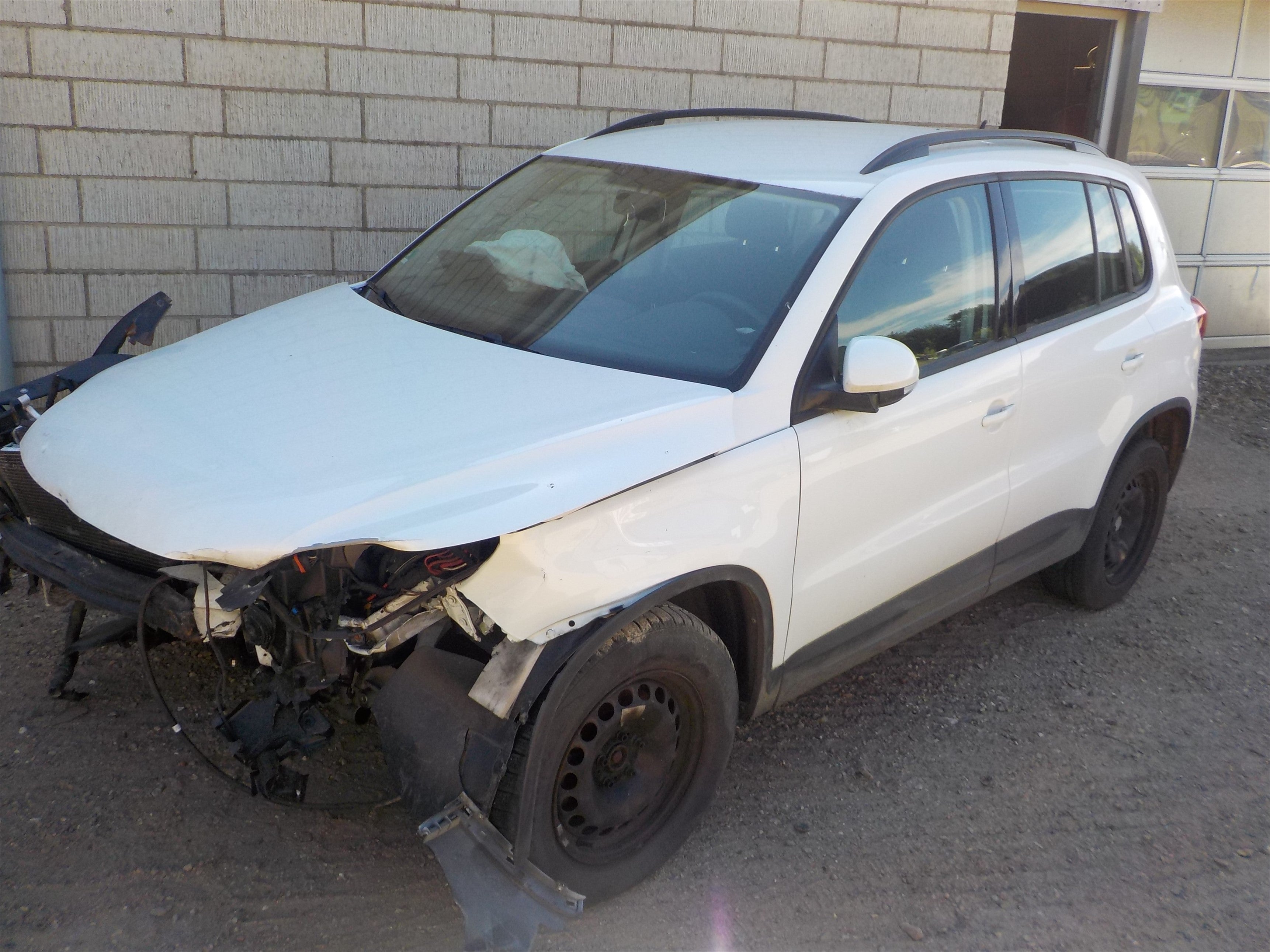 VW Tiguan Pluk-Selv-Bil Med OEM Nr. Ophugger Fra VW Ophugger