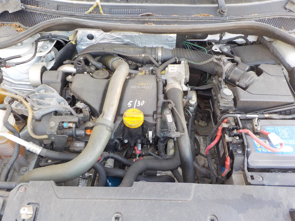 Renault Laguna 3 Pluk-Selv-Bil Med OEM Nr. Ophugger Fra Renault Ophugger
