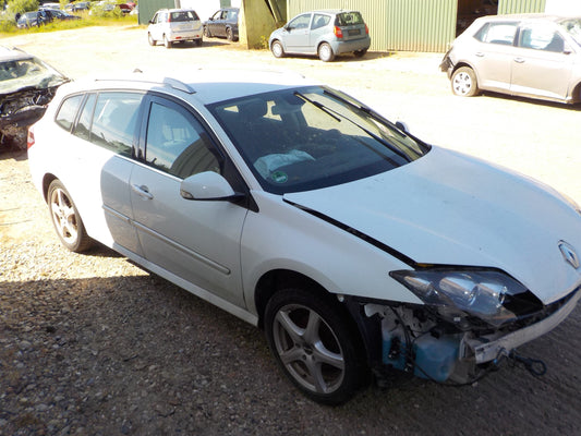 Renault Laguna 3 Pluk-Selv-Bil Med OEM Nr. Ophugger Fra Renault Ophugger