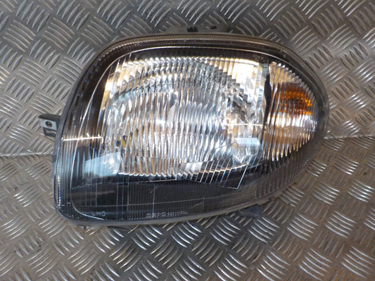 Renault Clio 2 Forlygte Med OEM Nr. 260607414R Fra Renault Ophugger
