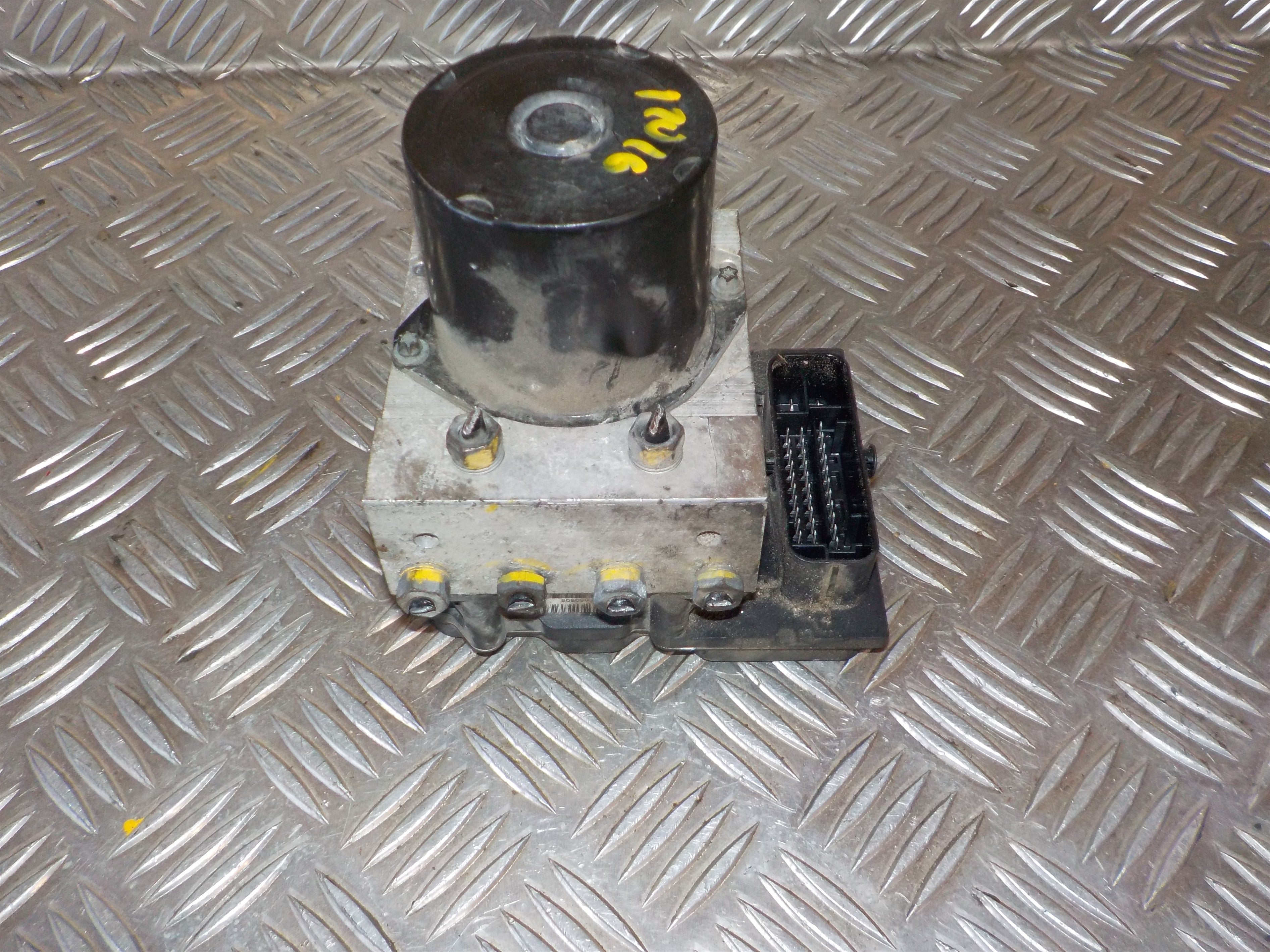 Skoda Roomster ABS Pumpe Med OEM Nr. 6R0614517L Fra Skoda Ophugger