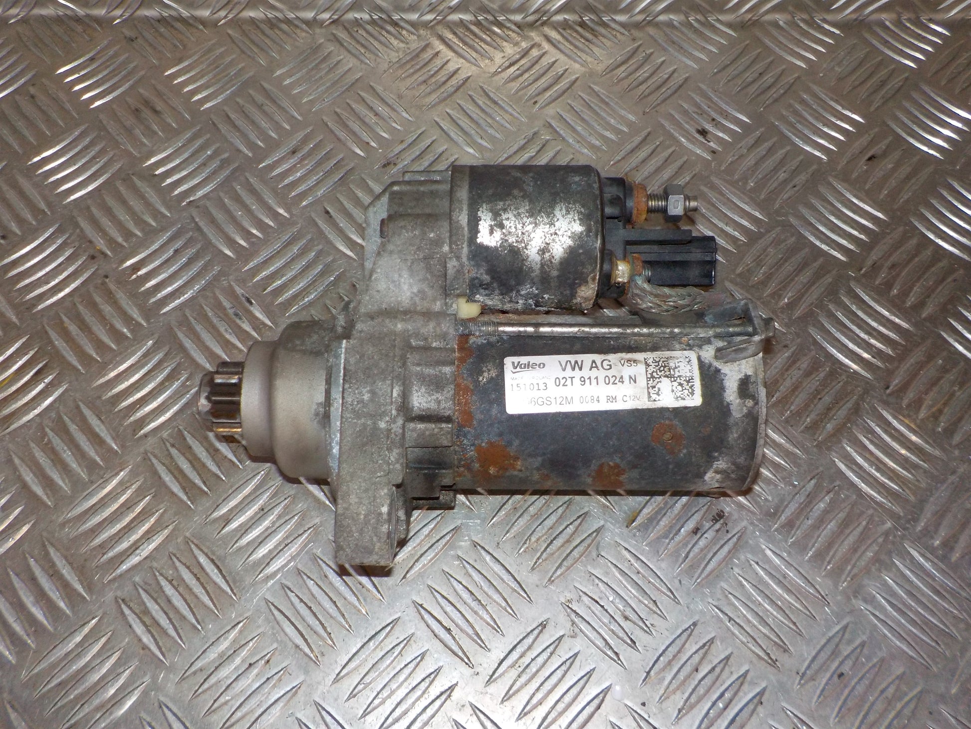 VW Polo 6R Starter Med OEM Nr. 02T911024N Fra VW Ophugger