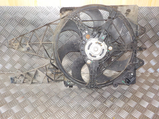 Fiat Punto Evo Kølerblæser El Med OEM Nr. 50548819 Fra Fiat Ophugger