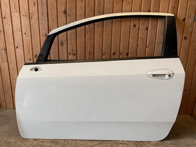 Fiat Punto Evo Dør V 2 Dørs Med OEM Nr. 51846217 Fra Fiat Ophugger