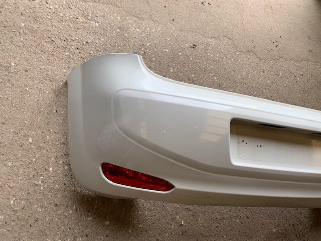 Fiat Punto Evo Bagkofanger Med OEM Nr. 735564075 Fra Fiat Ophugger