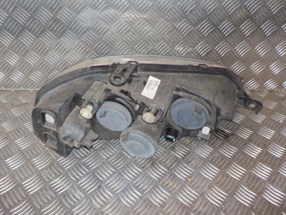Fiat Punto II Forlygte Med OEM Nr. 51760025 Fra Fiat Ophugger