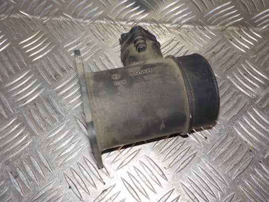 Nissan Primera P11 Luftmængdemåler Med OEM Nr. Ophugger Fra Nissan Ophugger