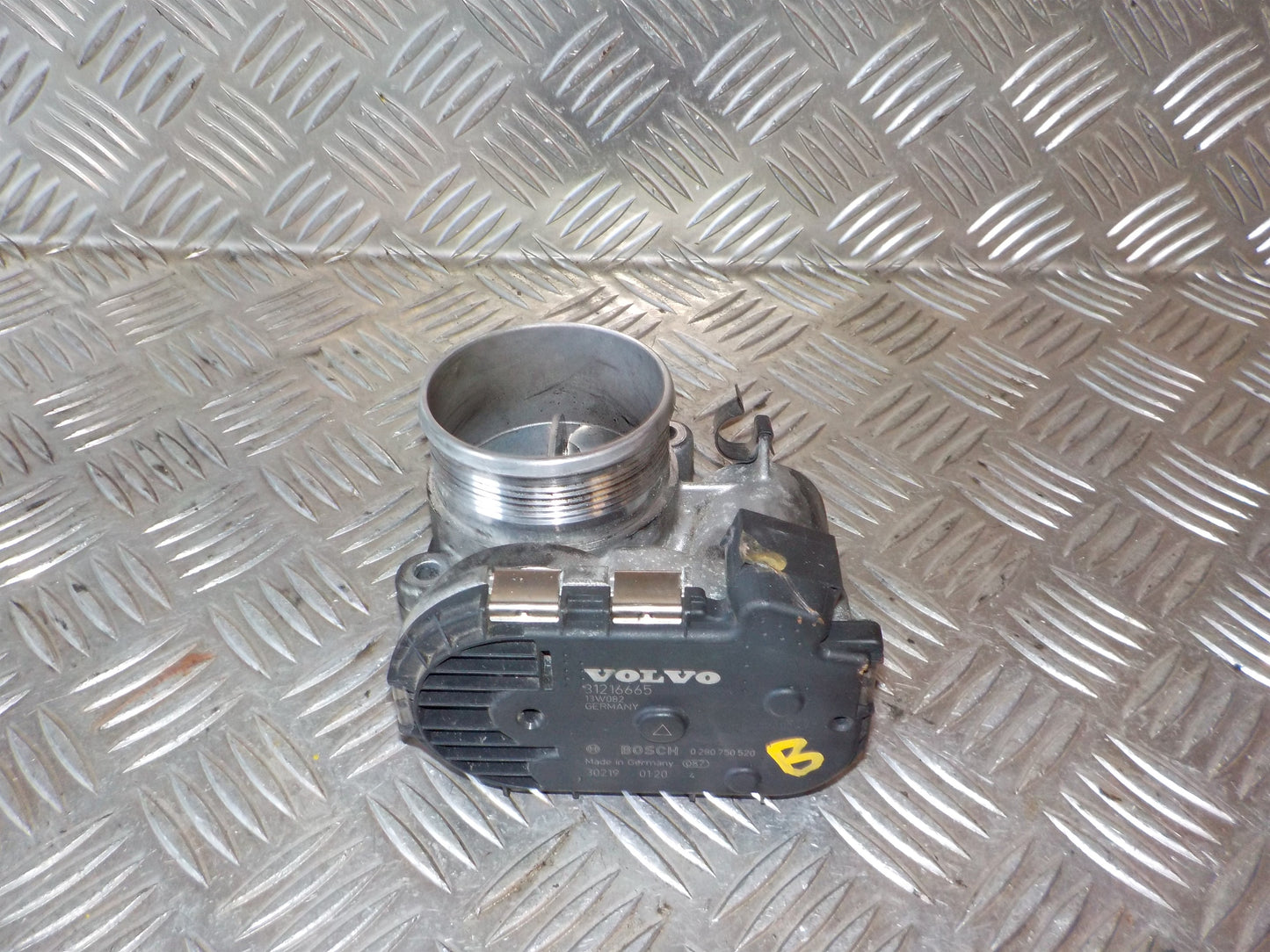 Volvo V70 Spjældhus Med OEM Nr. 31216665 Fra Volvo Ophugger