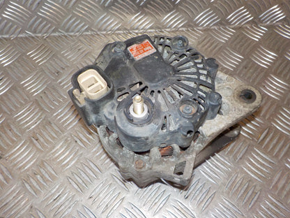 Kia Carens Generator Med OEM Nr. 3730022650 Fra Kia Ophugger