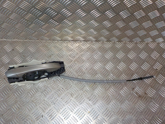 Skoda Fabia Håndtag Udvendig Med OEM Nr. 5N0839885H Fra Skoda Ophugger