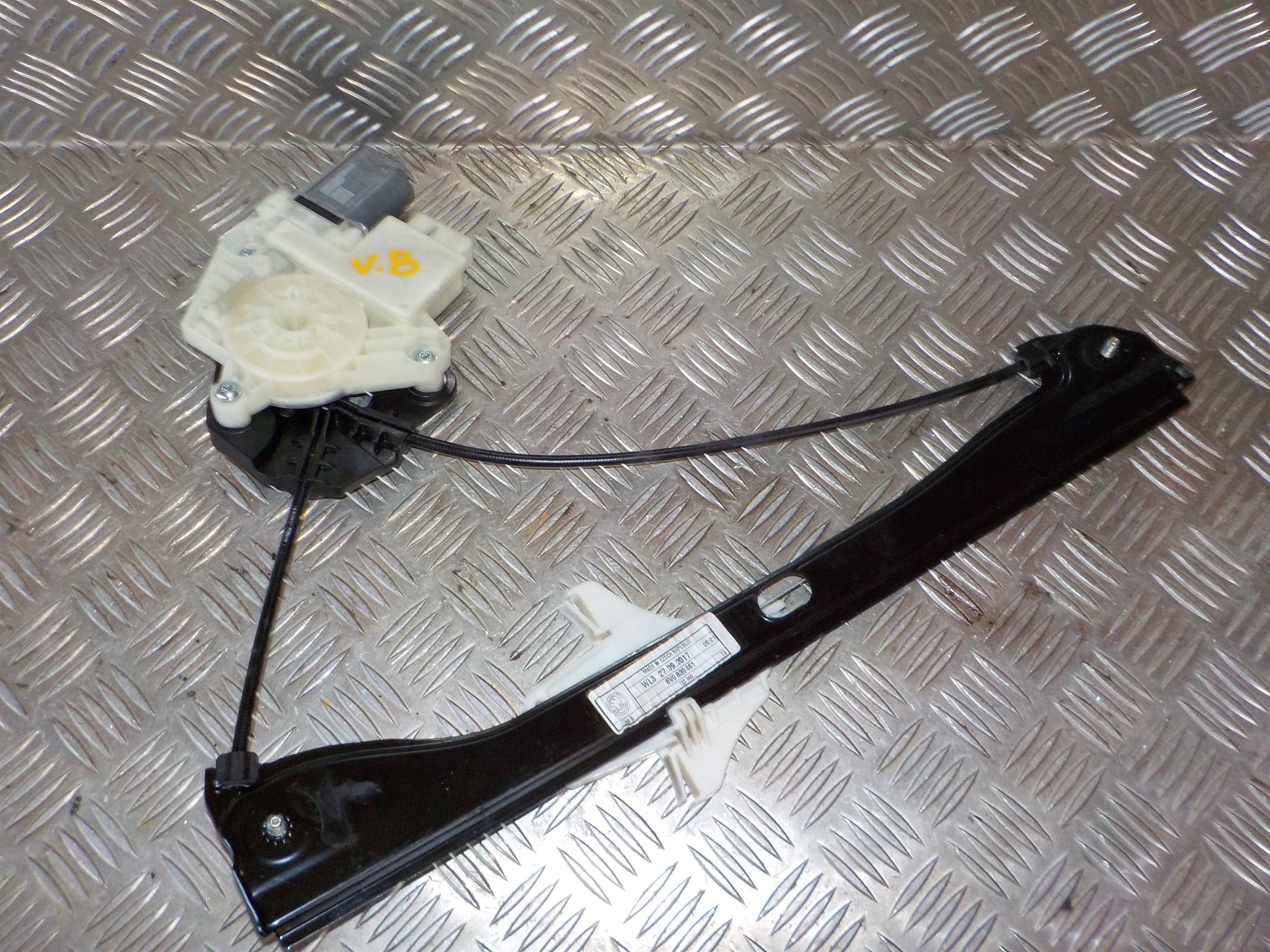 Skoda Fabia Rudemotor - Rudehejs Med OEM Nr. 6V0959811A Fra Skoda Ophugger