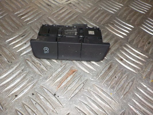 Skoda Fabia Kontakt Diverse Med OEM Nr. 6V1927238D Fra Skoda Ophugger