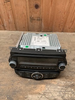 Chevrolet Aveo Radio M/Cd Med OEM Nr. 95494106 Fra Chevrolet Ophugger