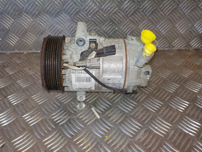 Renault Clio 4 Aircondition Pumpe Med OEM Nr. 926000217R Fra Renault Ophugger