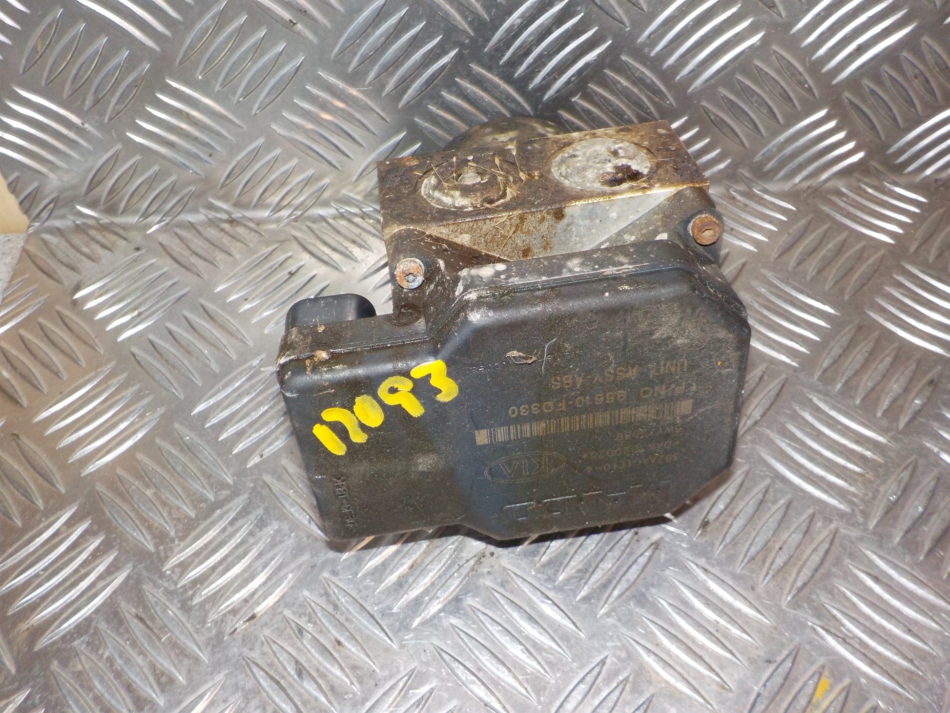 Kia Rio DC Abs Pumpe Med OEM Nr. 58970FD100 Fra Kia Ophugger