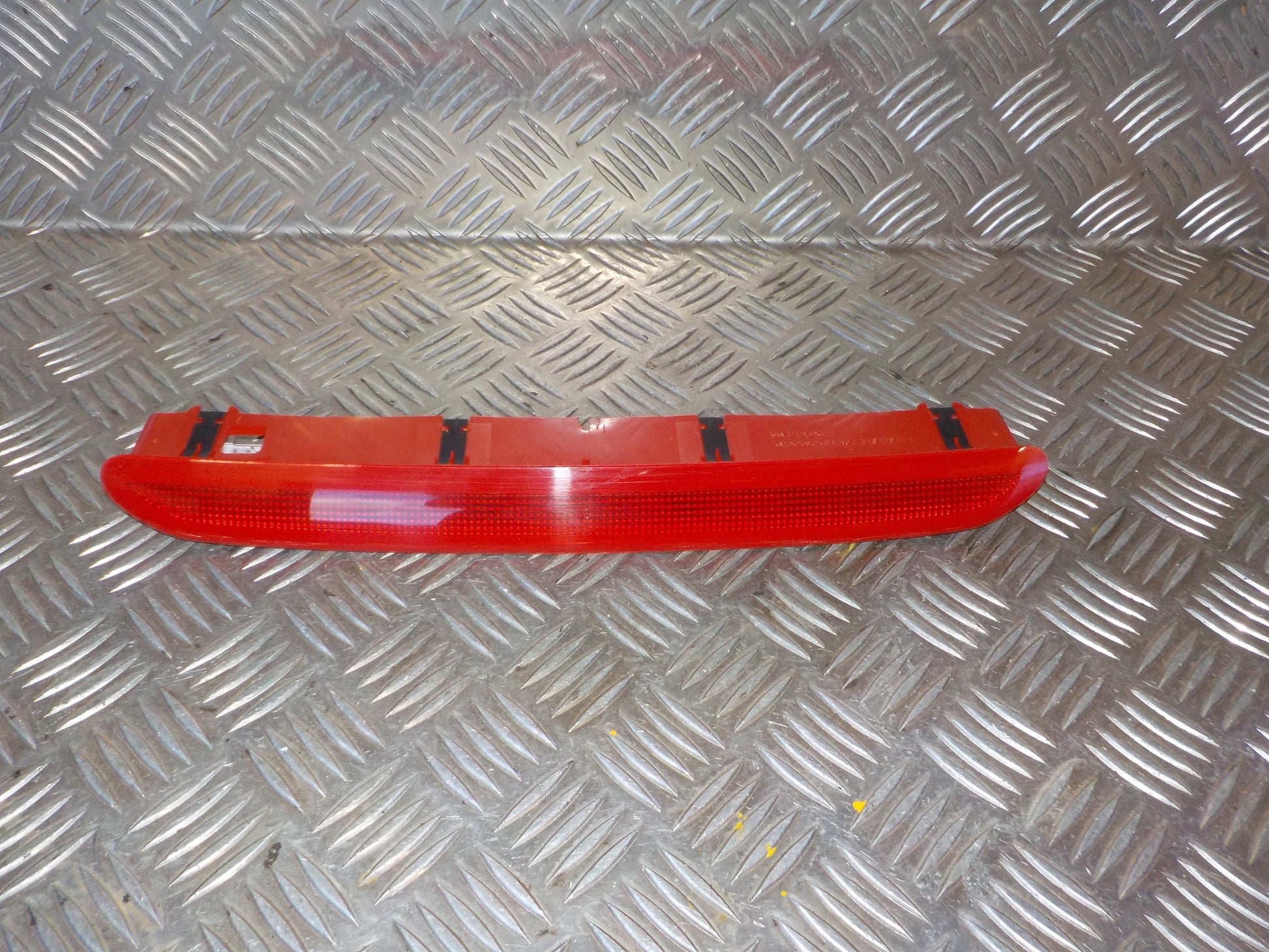 VW Tiguan 5N Bremselys Med OEM Nr. 1K6945097G Fra VW Ophugger