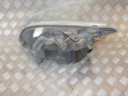 Ford Focus Forlygte Med OEM Nr. 4M5113029AC Fra Ford Ophugger