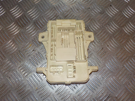 Kia Ceed Sikringsboks Med OEM Nr. 919501H540 Fra Kia Ophugger