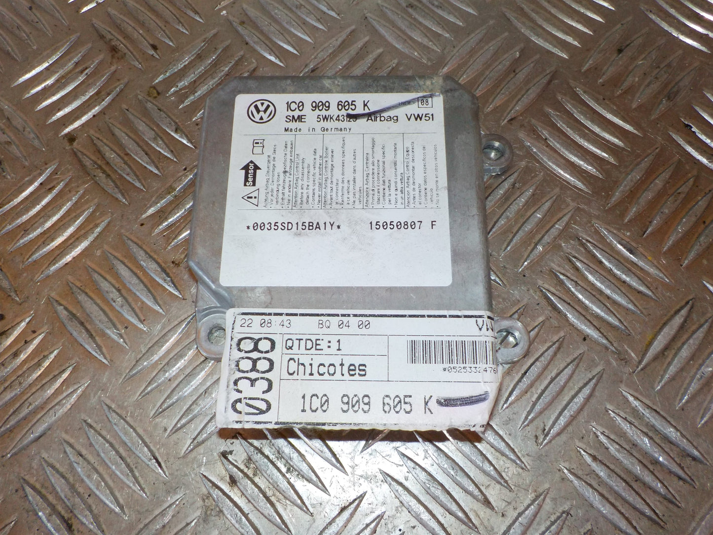 VW Fox 5Z Airbag Elboks Med OEM Nr. 1C0909605K Fra VW Ophugger