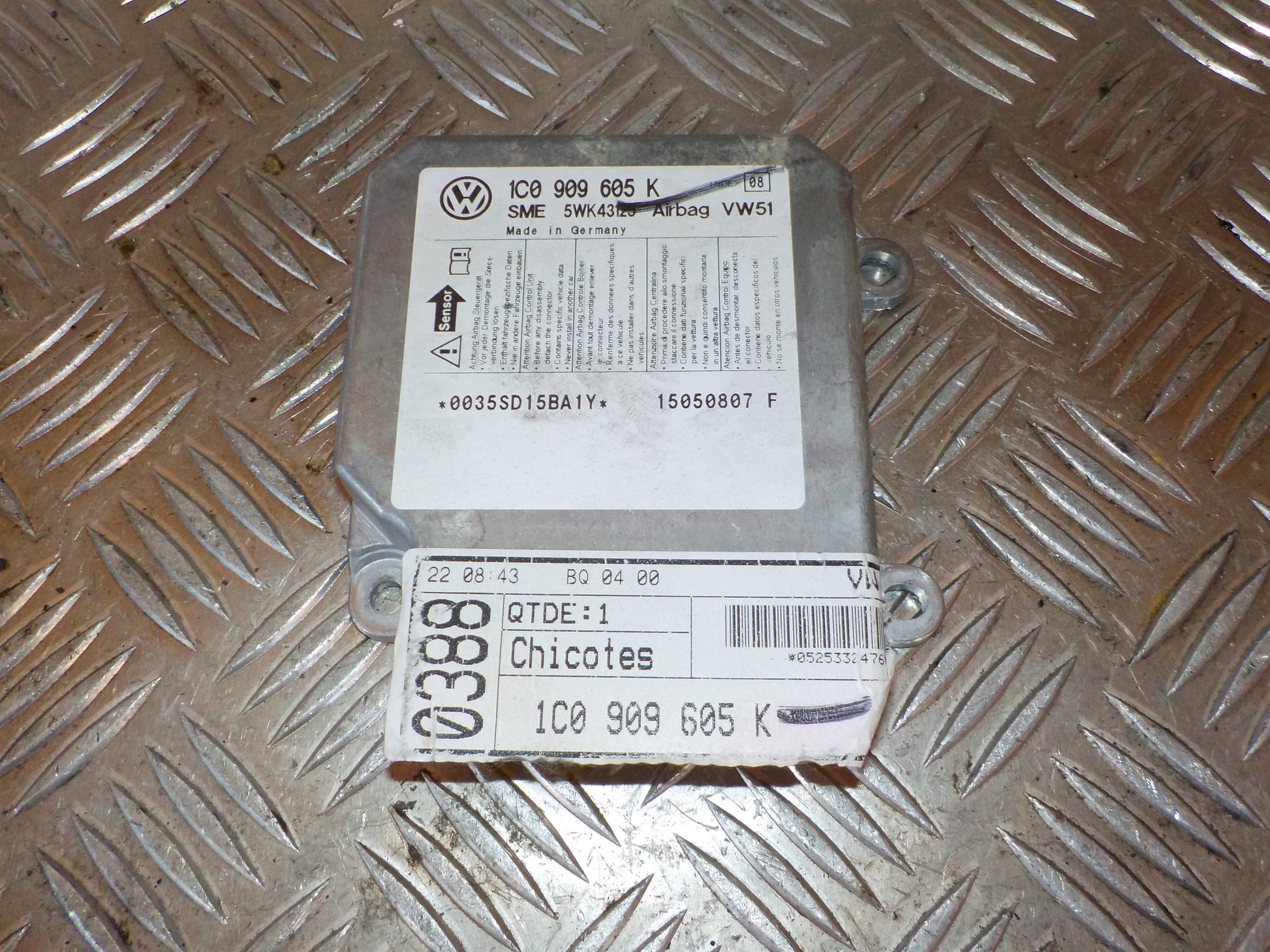 VW Fox 5Z Airbag Elboks Med OEM Nr. 1C0909605K Fra VW Ophugger