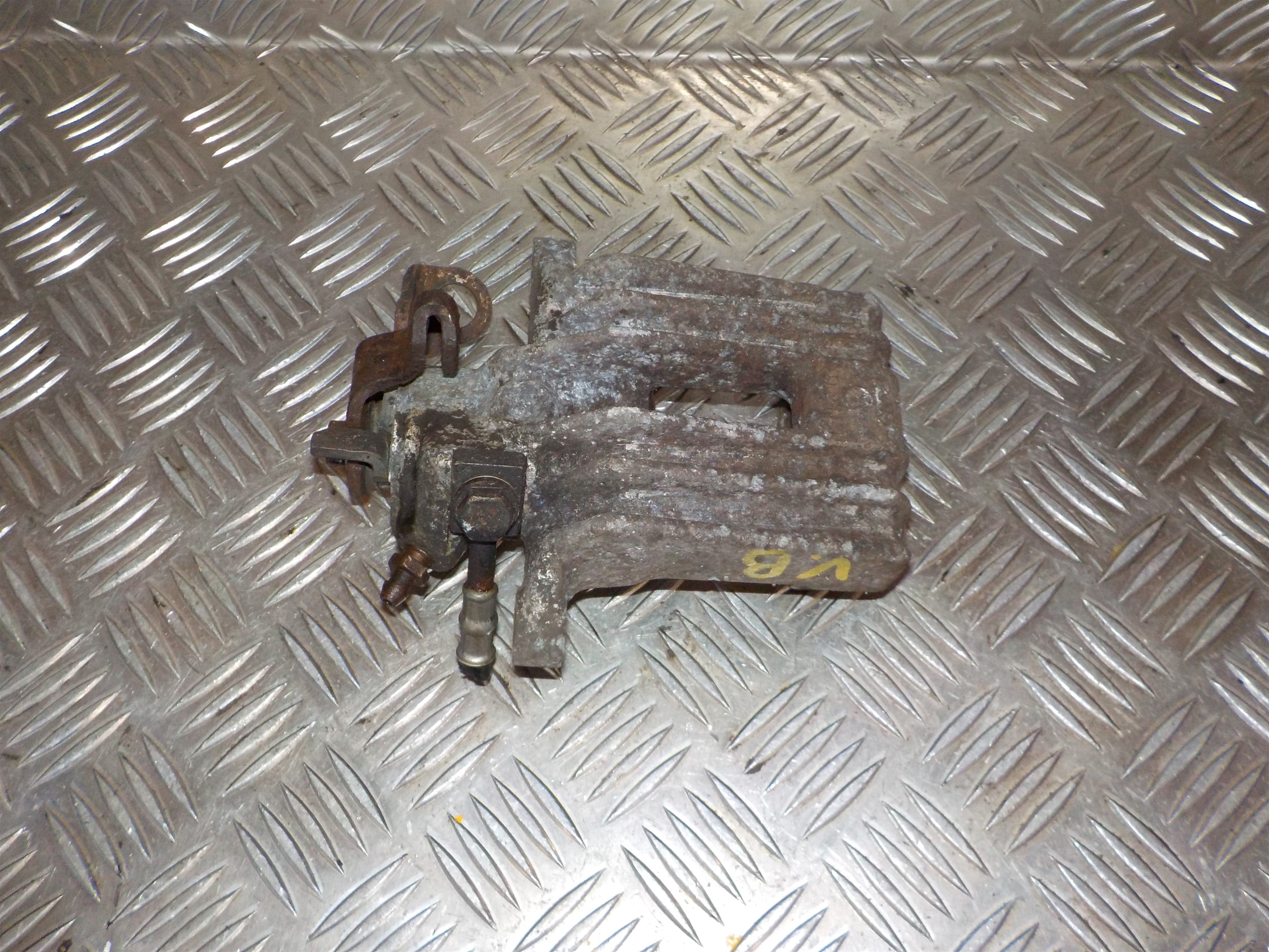 VW Polo Facel. 6N Bremsekaliber Vb Med OEM Nr. Ophugger Fra VW Ophugger
