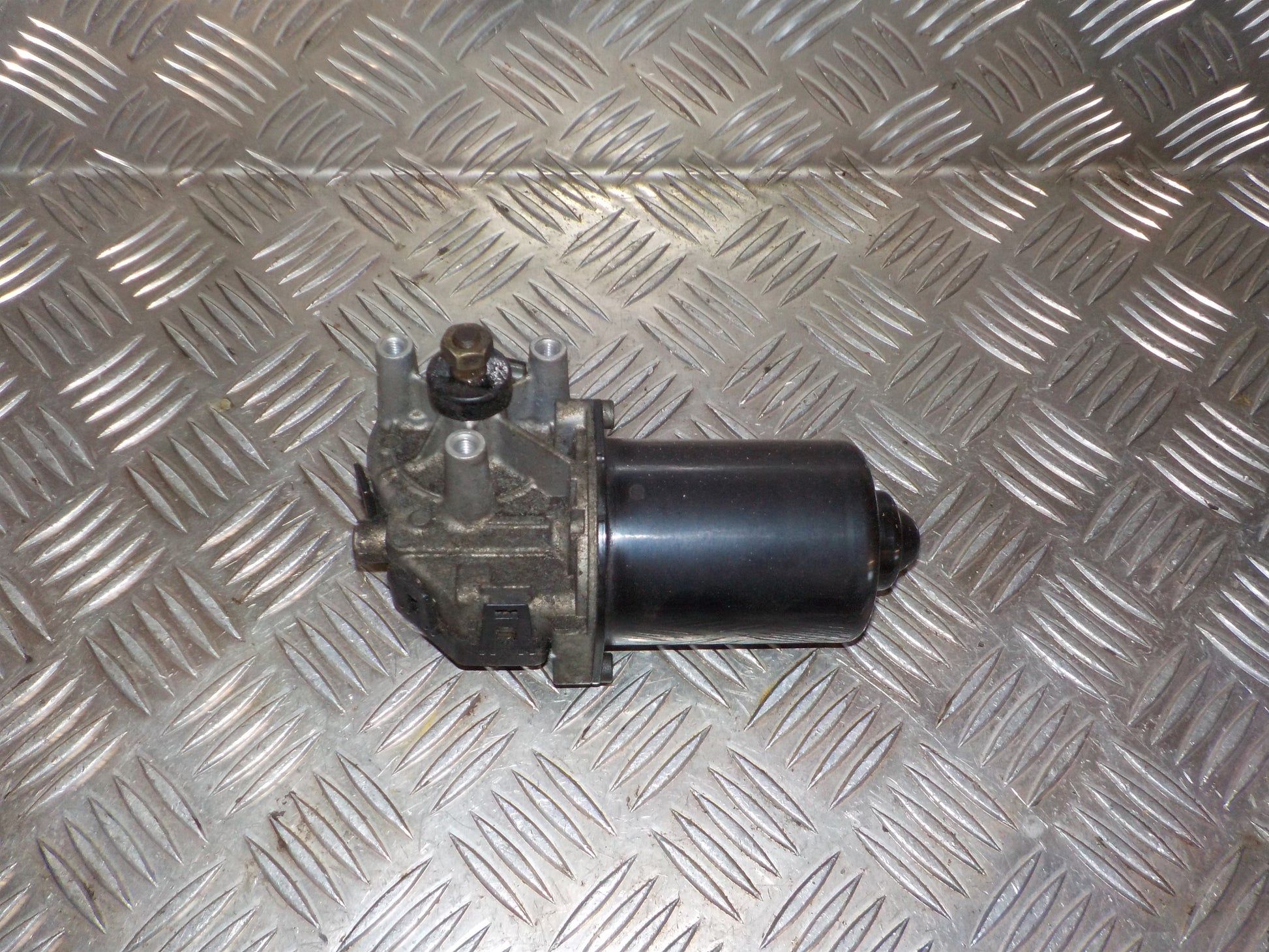 VW Polo Facel. 6N Viskermotor Med OEM Nr. 6X0955119 Fra VW Ophugger