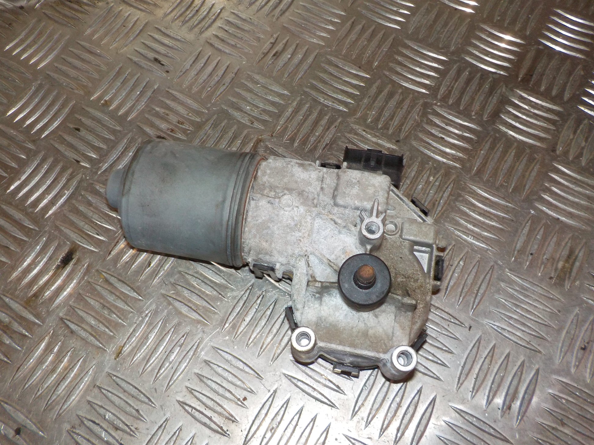 Citroen C5 Viskermotor Med OEM Nr. 6405J2 Fra Citroen Ophugger