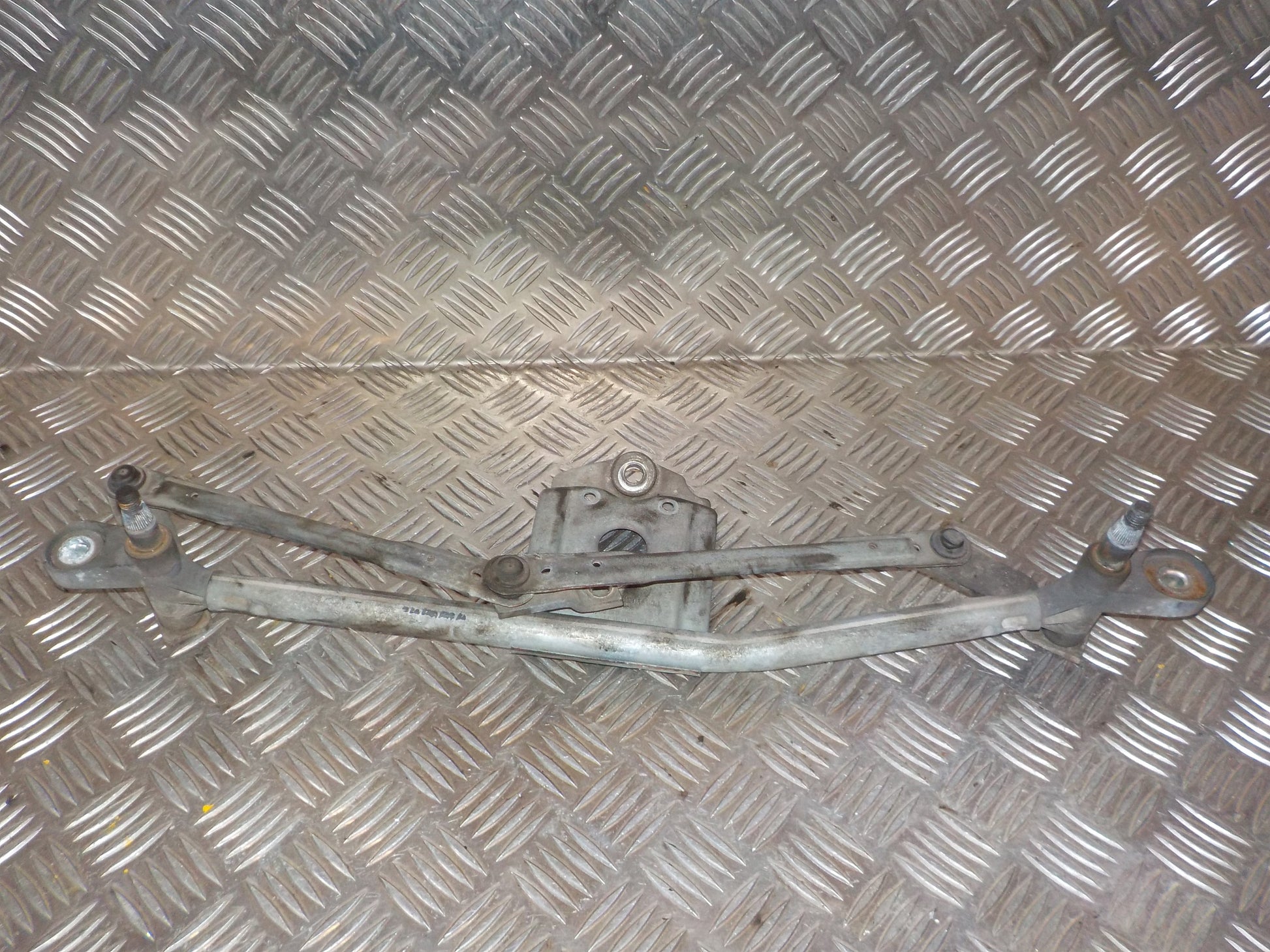 Citroen C5 Viskertræk Med OEM Nr. 6401F0 Fra Citroen Ophugger