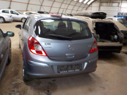 Opel Corsa D Pluk-Selv-Bil Med OEM Nr. Ophugger Fra Opel Ophugger