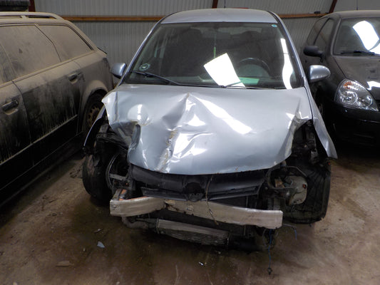 Opel Corsa D Pluk-Selv-Bil Med OEM Nr. Ophugger Fra Opel Ophugger