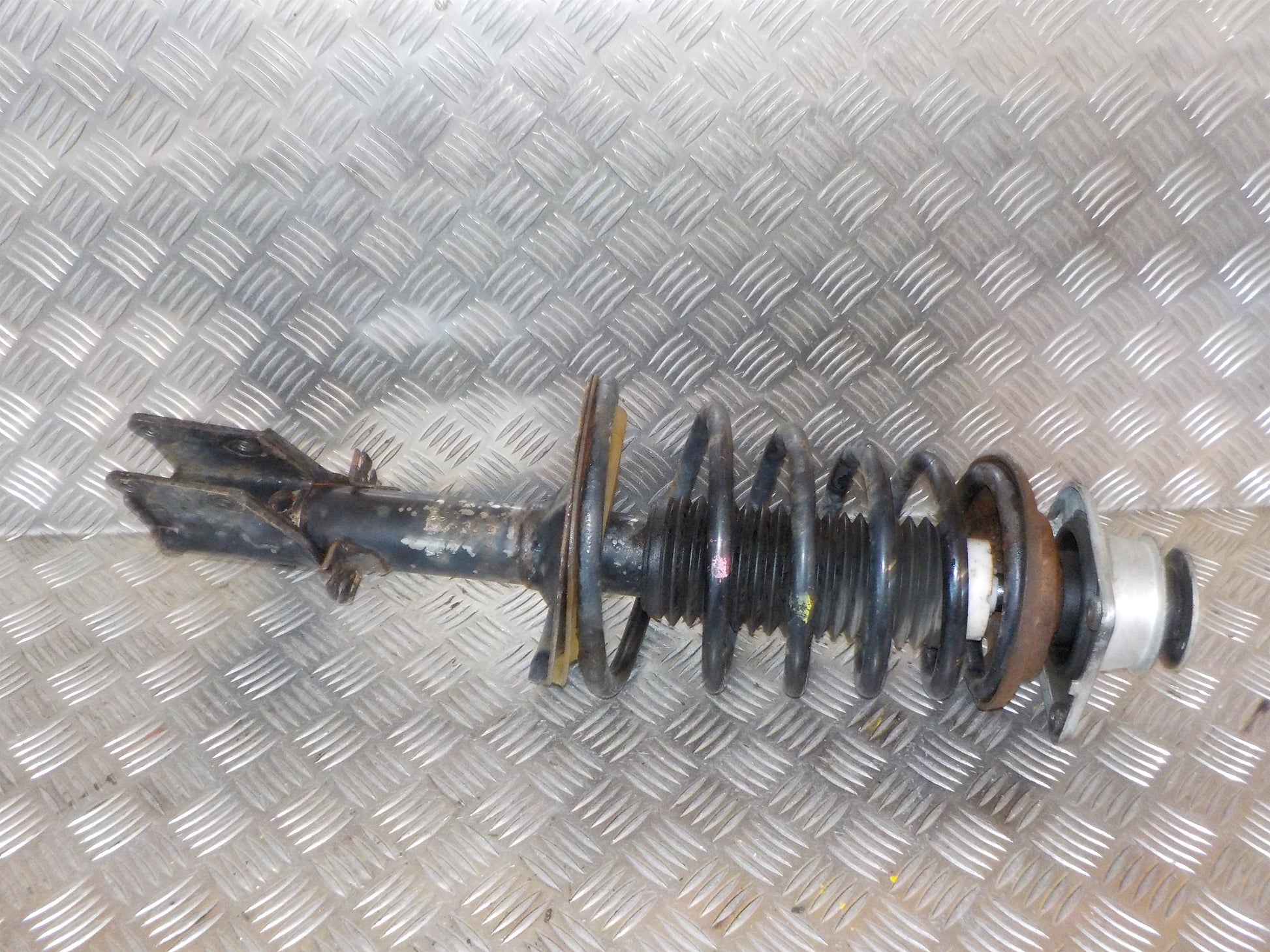 Fiat Doblo Fjederben For H Med OEM Nr. Ophugger Fra Fiat Ophugger