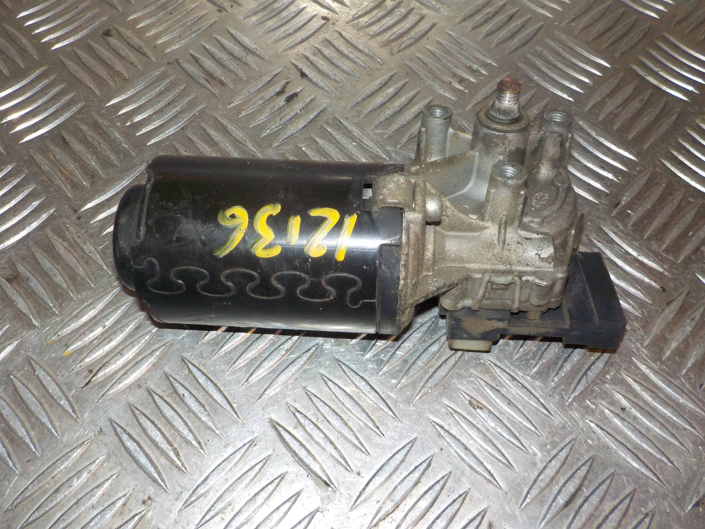 Fiat Doblo Viskermotor Med OEM Nr. Ophugger Fra Fiat Ophugger