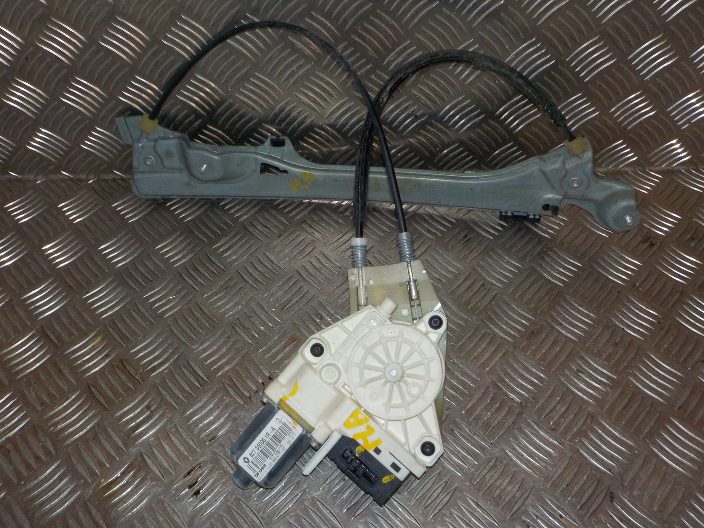 Renault Laguna 3 Rudemotor - Rudehejs Med OEM Nr. 827300001RA Fra Renault Ophugger
