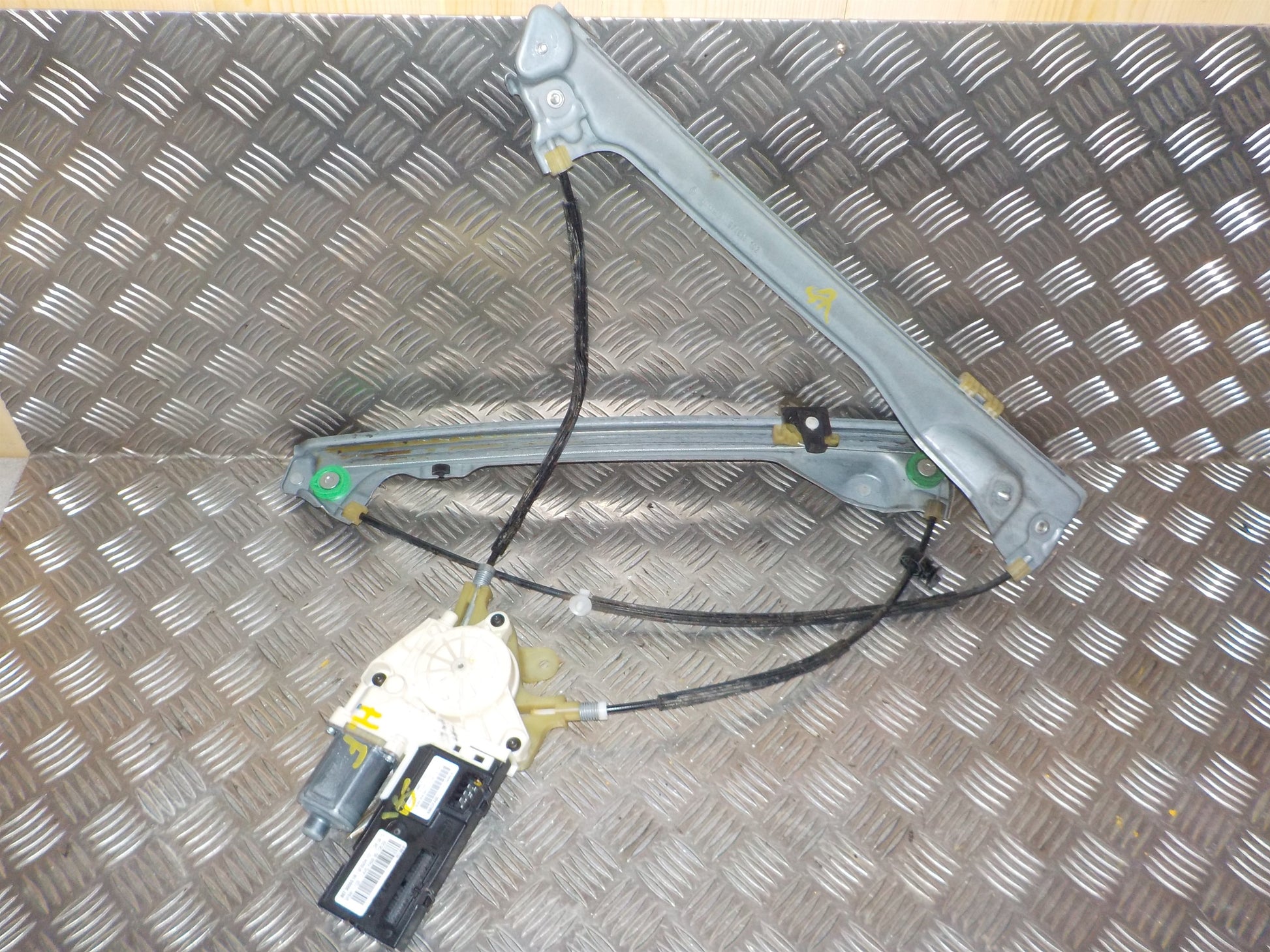 Renault Laguna 3 Rudemotor - Rudehejs Med OEM Nr. 0130822331 Fra Renault Ophugger