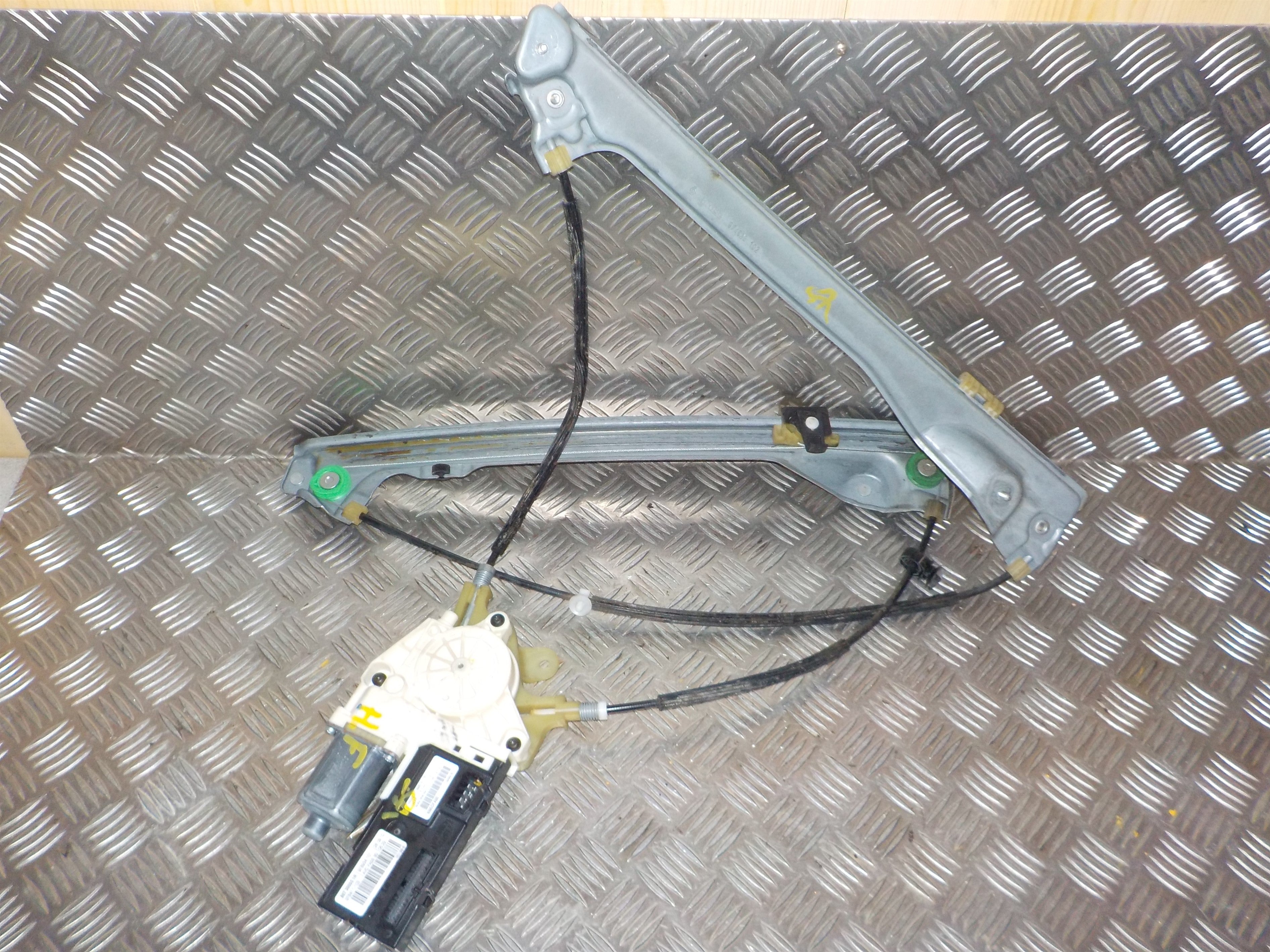 Renault Laguna 3 Rudemotor - Rudehejs Med OEM Nr. 0130822331 Fra Renault Ophugger